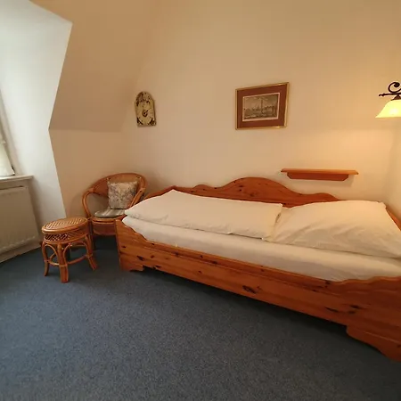 Saaleck Apartment *