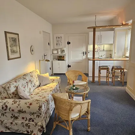Saaleck Apartment *